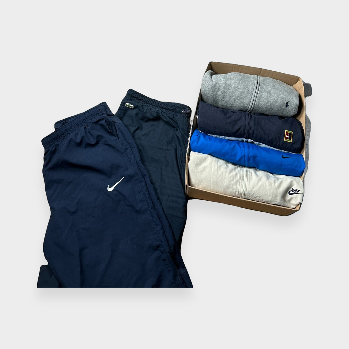 96VINTAGE Ghost-Mannequin — Vintage mystery box basic