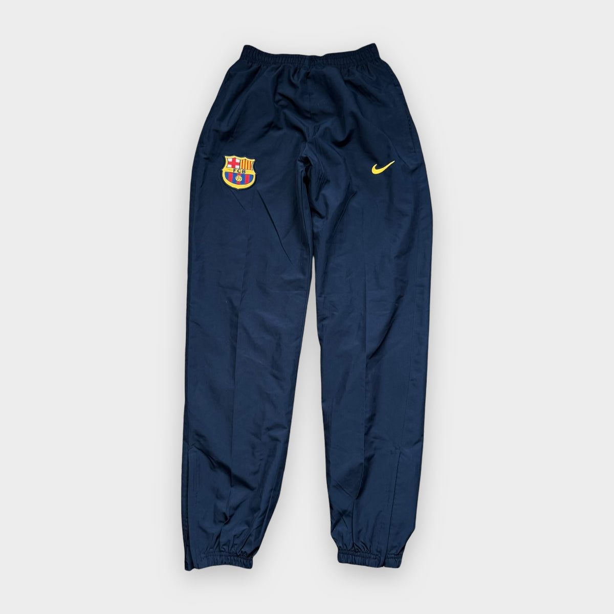 Vintage Nike FC Barcelona Trackpants (M) – Einzelstück bei 96vintage, Foto 1