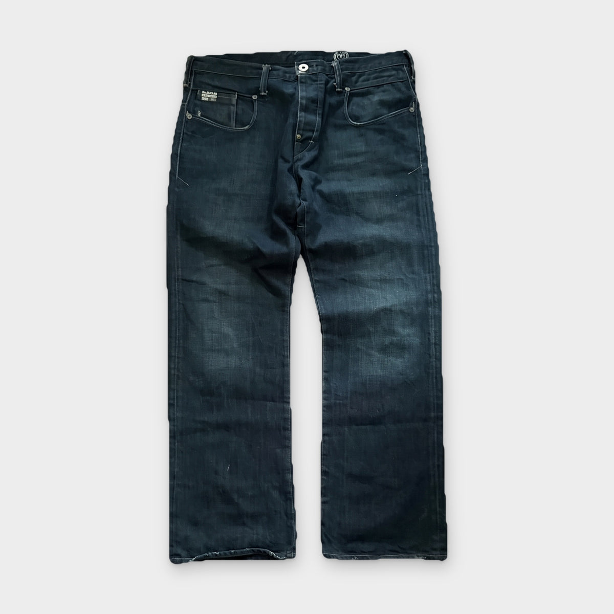 KI-Cover: Vintage G-Star Jeans (M), aus unseren Fotos geglättet (KI-Ansicht nach unseren Fotos)
