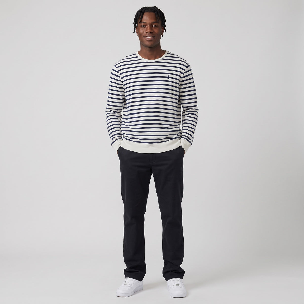 KI-Ansicht: Vintage Ralph Lauren Sweater (XL) getragen (KI-Visualisierung nach unseren Fotos)
