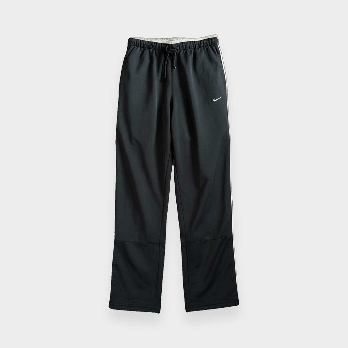 96VINTAGE Ghost-Mannequin — Vintage Nike Trackpants (M)