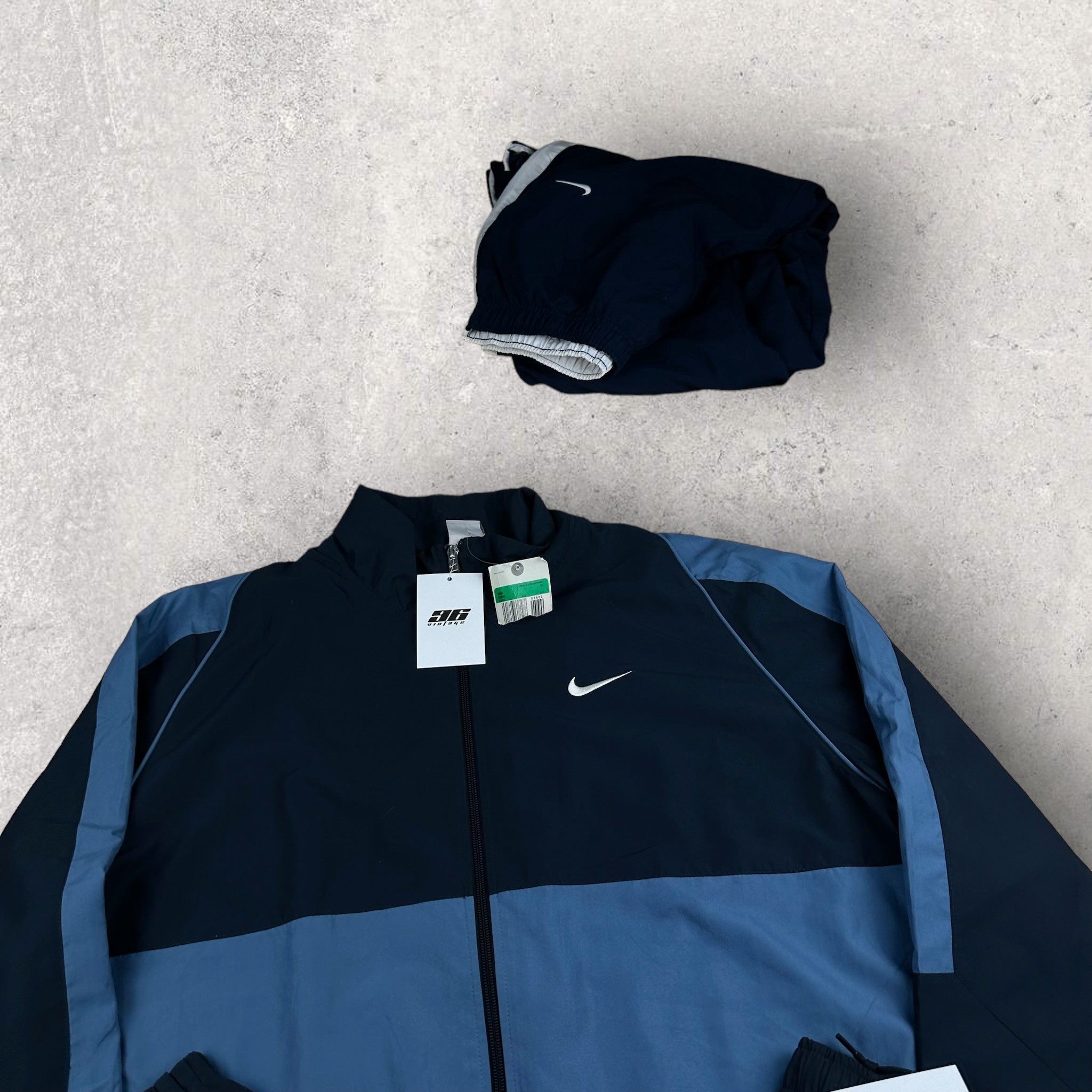 Vintage Nike Tracksuit (XL)