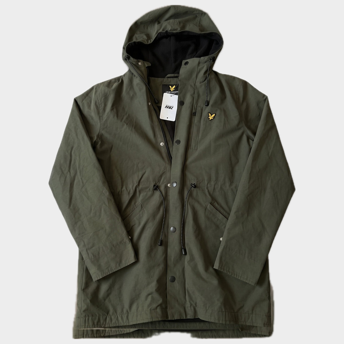 Glattes Liegefoto: Vintage Lyle & Scott Winterjacke (M) (KI-Aufbereitung, Zustand siehe echte Fotos)