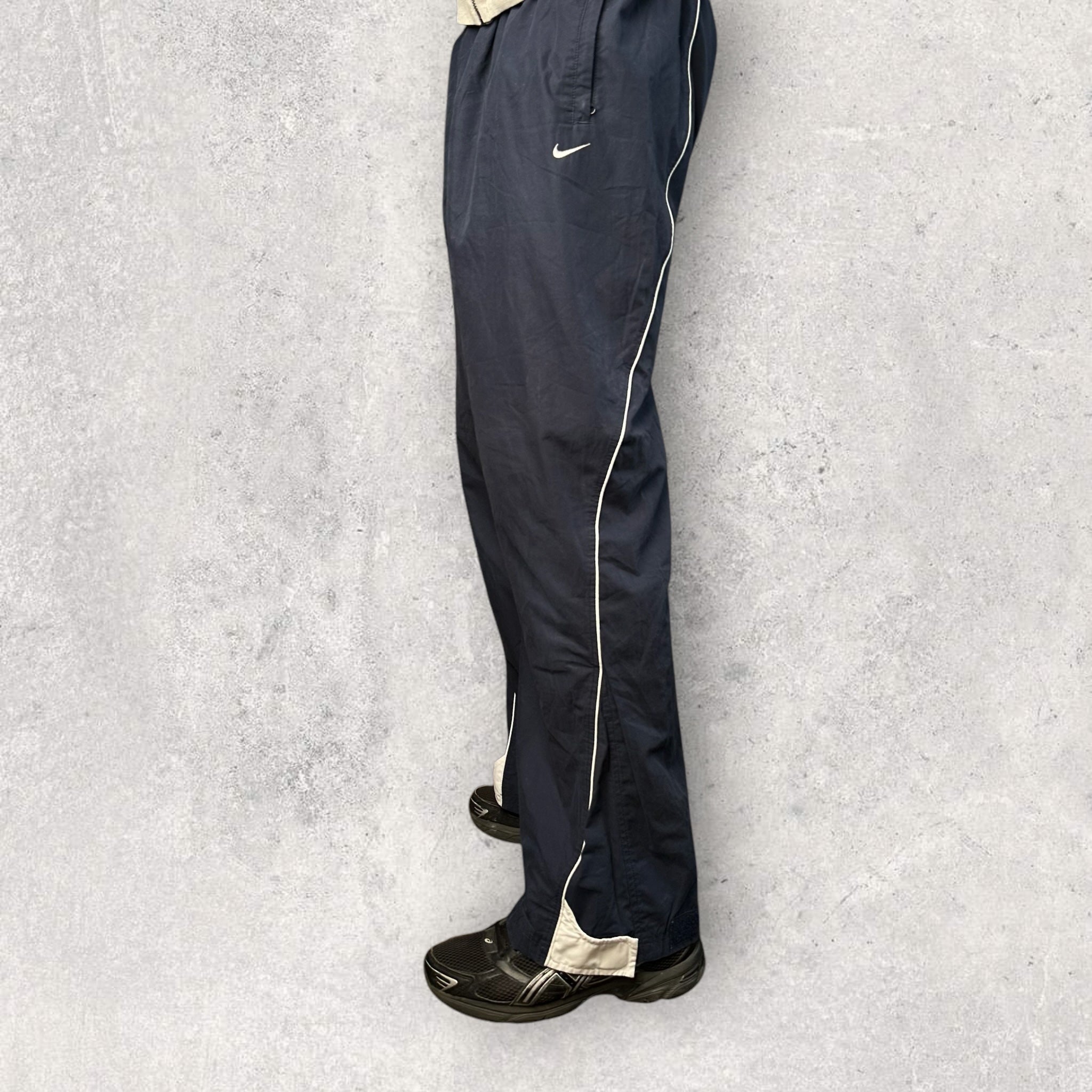 Vintage Nike Trackpants (XL)