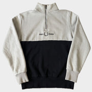 Glattes Liegefoto: Vintage Fred Perry Halfzip (S) (KI-Aufbereitung, Zustand siehe echte Fotos)