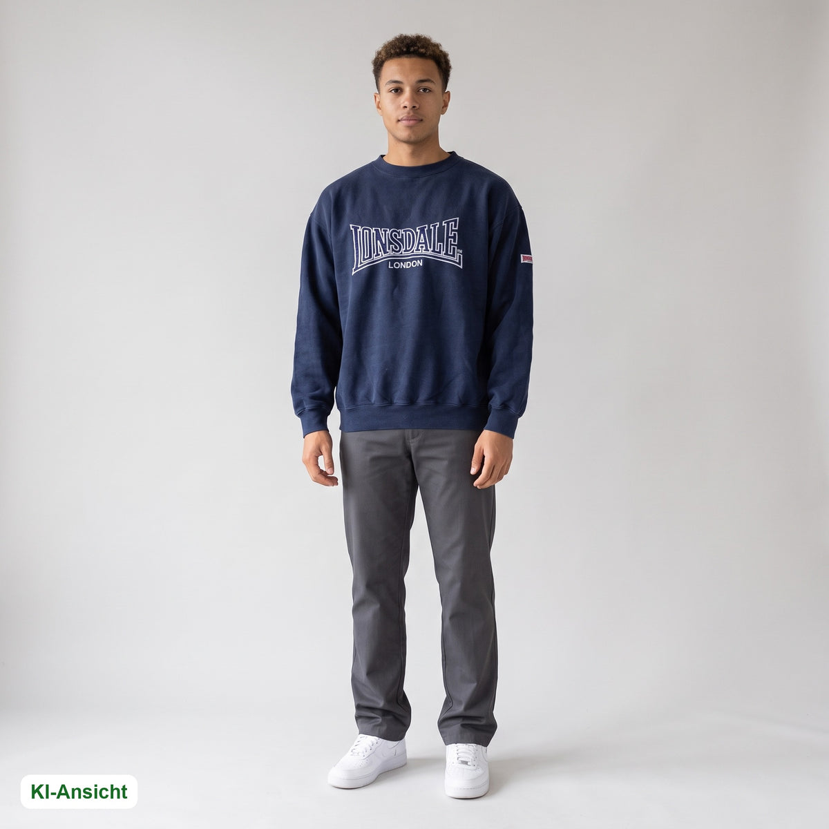 KI-Ansicht: Vintage Lonsdale Sweater (M) getragen (KI-Visualisierung, Zustand siehe echte Fotos)
