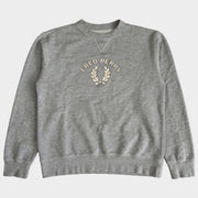 Glattes Liegefoto: Vintage Fred Perry Sweater (M) (KI-Aufbereitung, Zustand siehe echte Fotos)