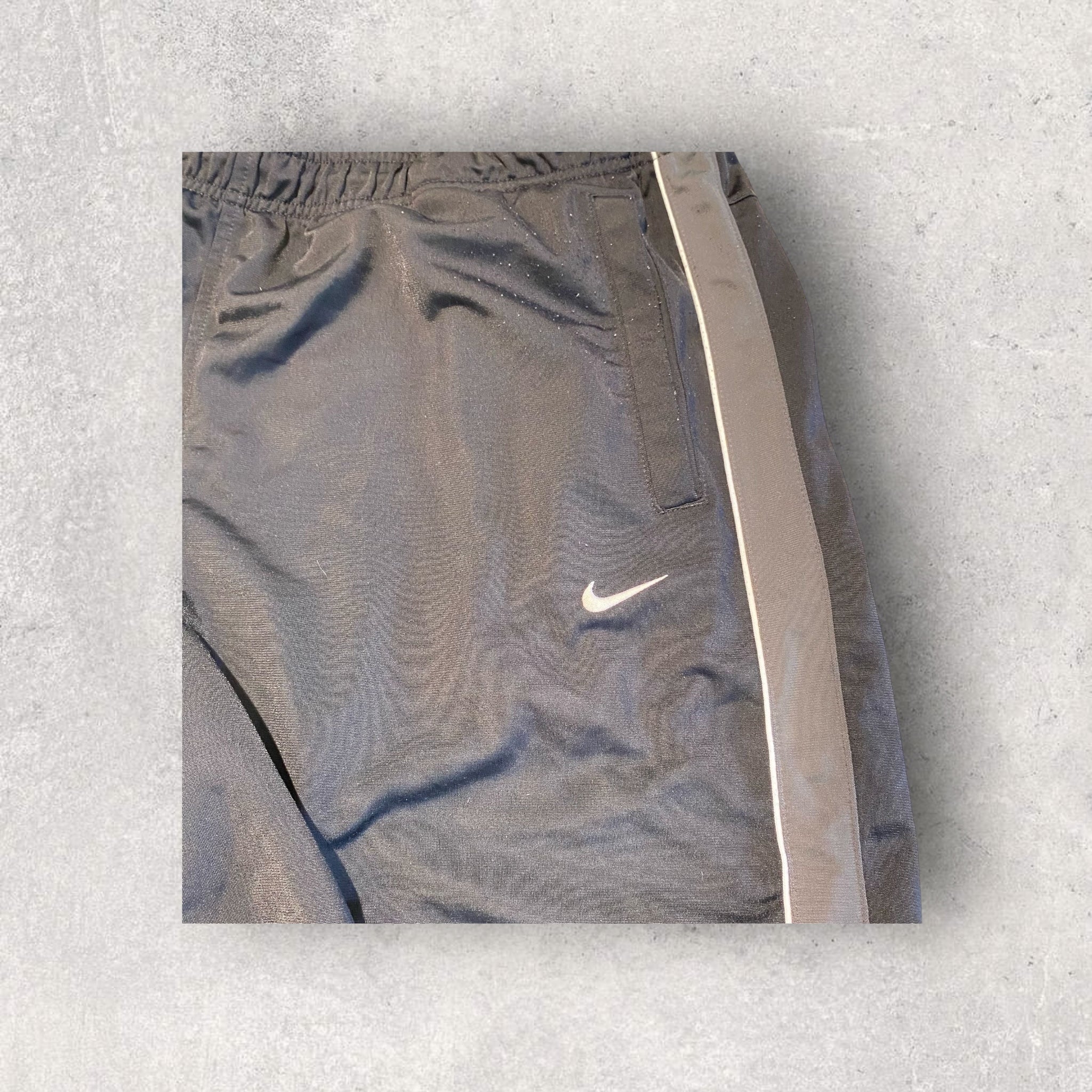 Vintage Nike Trackpants (XL)