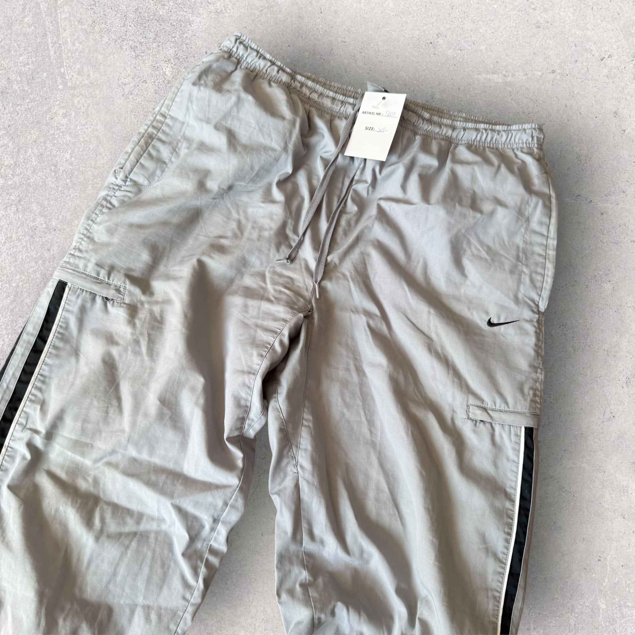 Vintage Nike Trackpants (XL)