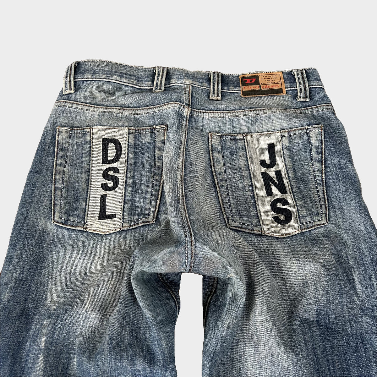 Vintage Diesel Jeans (W33 L33)