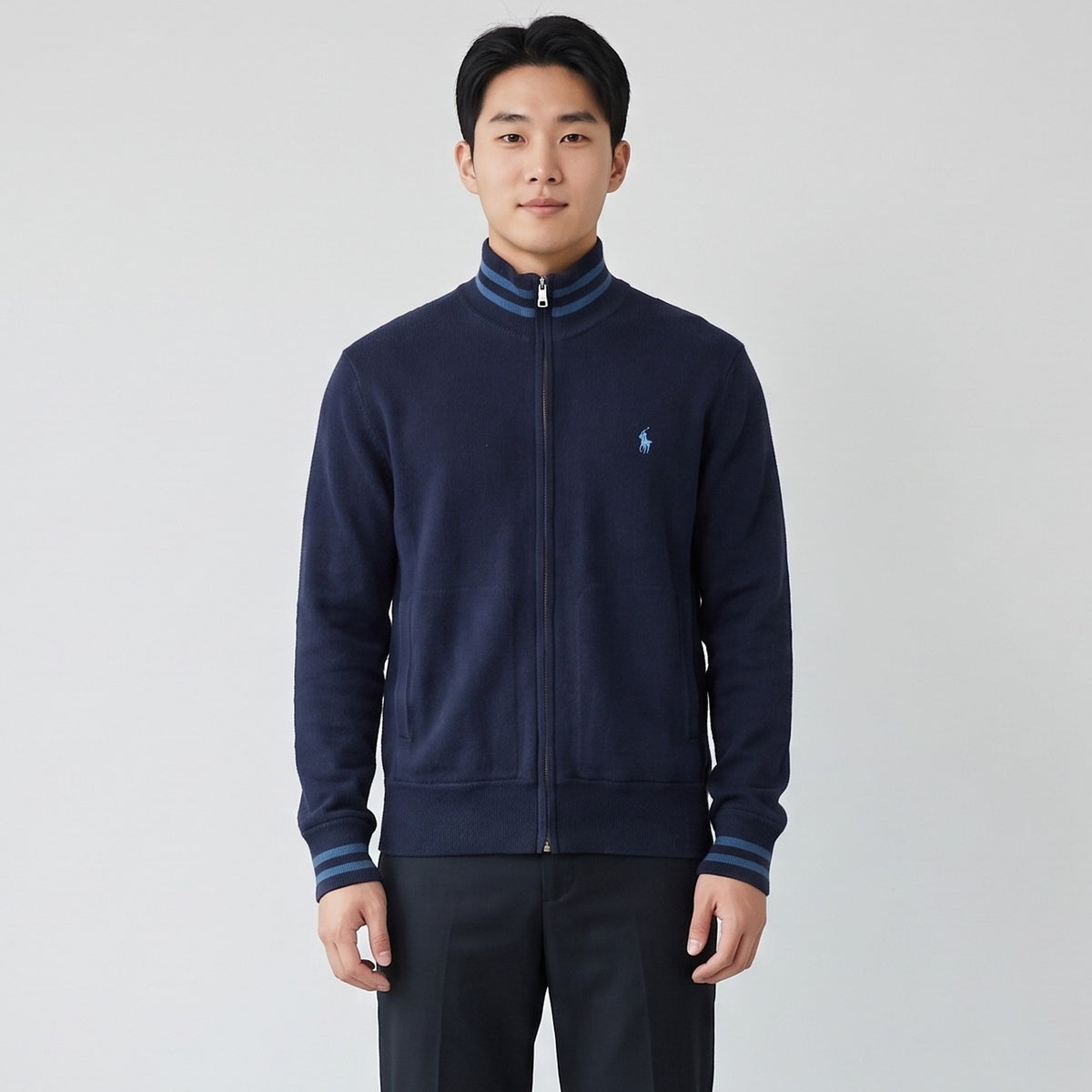 KI-Ansicht: Vintage Polo Ralph Lauren Zipper (S) getragen (KI-Visualisierung, Zustand siehe echte Fotos)